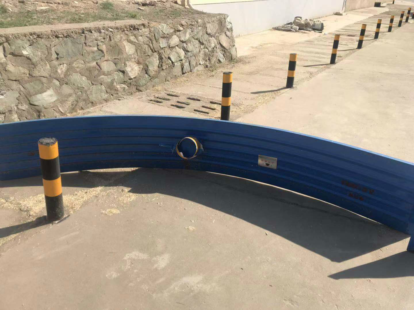 中央储备粮白银直属库有限公司一批约10吨挡粮板钢制转让公告