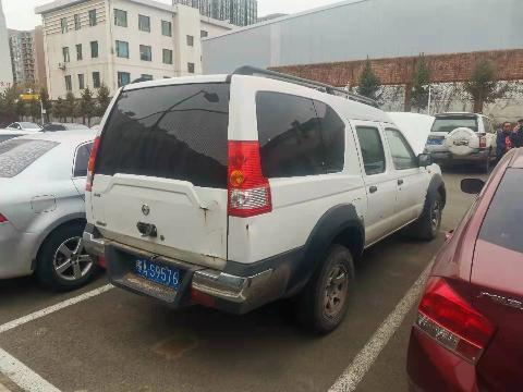 （蒙AS9576）尼桑牌ZN6493HBG3小型普通客车2.4（内蒙古矿业开发公司）交易公告