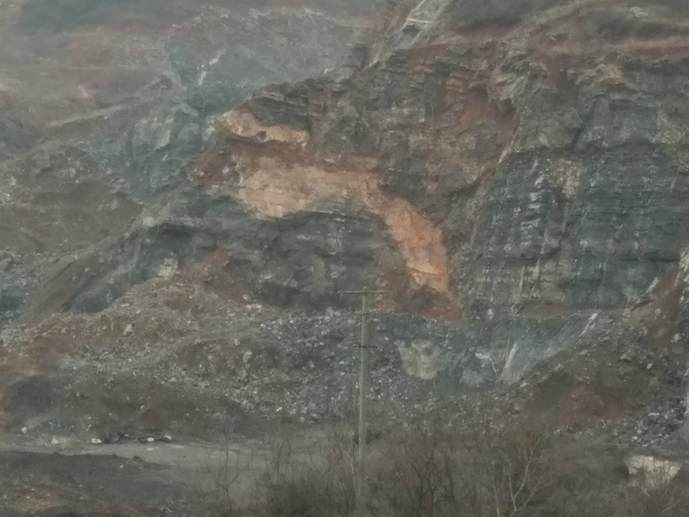 无为市石涧镇浪尖山石子厂、石灰轮窑厂废弃矿山地质环境治理工程产生的废弃石料转让公告
