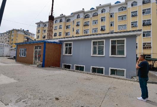 呼伦贝尔市满洲里市（市北区）世纪综合楼院内浴池房产拍卖（三次）交易公告