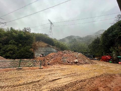 池州金桥投资集团有限公司关于贵池区公共矿产品运输廊道建设项目产生的部分隧道弃渣转让公告