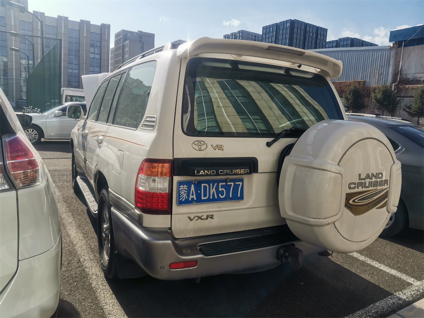 （蒙ADK577）陆地巡洋舰JTEHT05J462小型越野客车4.7（内蒙古矿业开发公司）交易公告