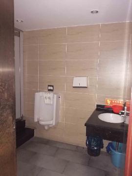 桂林市秀峰区滨江路16号可高•漓江1号商务办公楼第三层整层（10套房产）转让项目交易公告