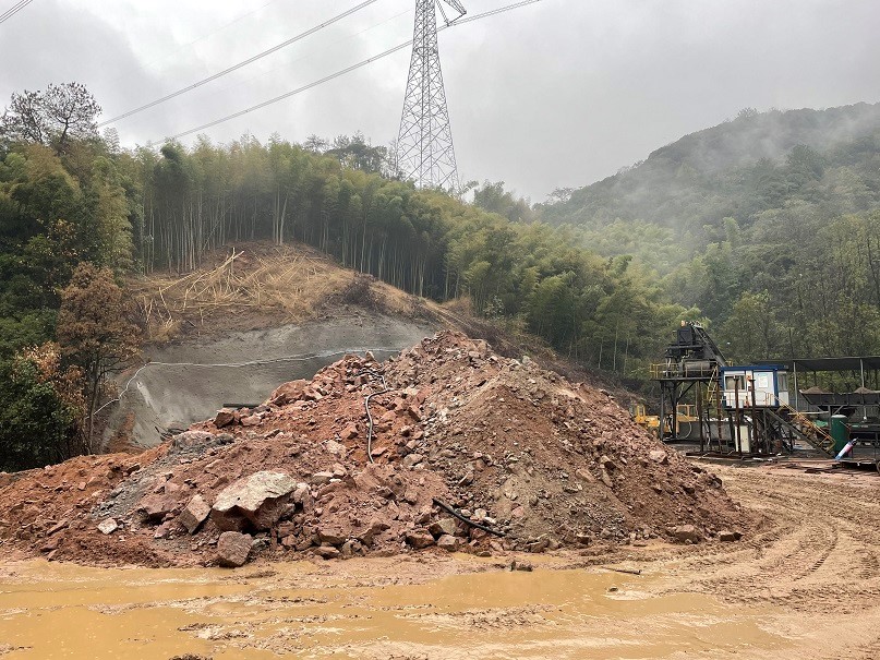 池州金桥投资集团有限公司关于贵池区公共矿产品运输廊道建设项目产生的部分隧道弃渣转让公告
