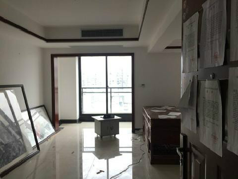 桂林市永福县苏桥镇东西大道5594.9㎡（约8.39亩）土地及6236.27㎡房屋等3处资产分别转让项目交易公告