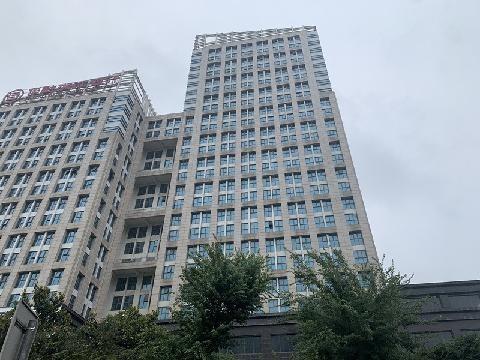 湖南岳阳市岳阳经济开发区通海路管理处八字门社区(金辉·巴陵华庭二期)35处房屋整体转让项目交易公告