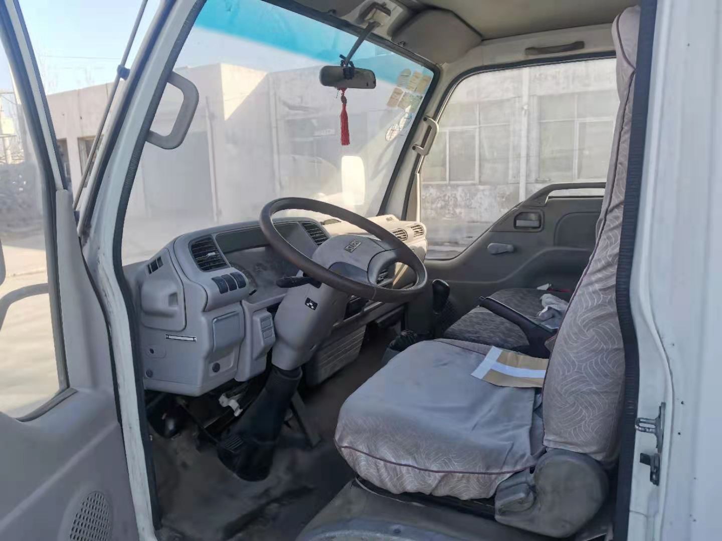 （蒙AH5611）五十铃牌NKR77LLCWCJAXS轻型普通货车3.0（内蒙古矿业开发公司）交易公告