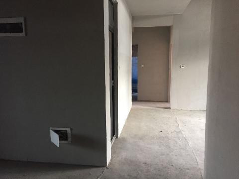 西安市曲江新区雁塔南路299号6幢12403室的房地产交易公告