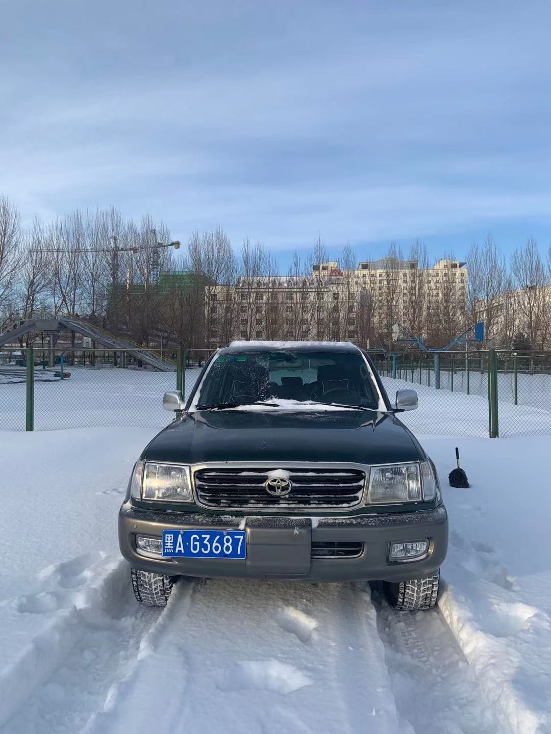 一台丰田4500小型越野客车(黑ag3687)转让交易公告