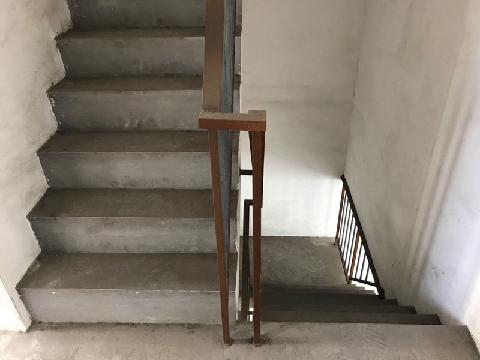 常州牛塘镇长虹名苑1幢甲302室房产交易公告