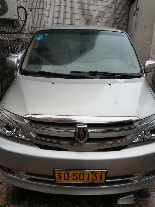 标的6：（苏D50131）金杯2.7L中型普通客车拍卖公告
