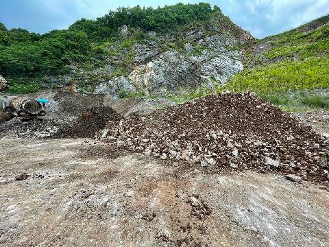 池州金桥投资集团有限公司关于贵池区峡川石灰石有限公司矿山闭坑治理工程产生的剩余土石料转让公告