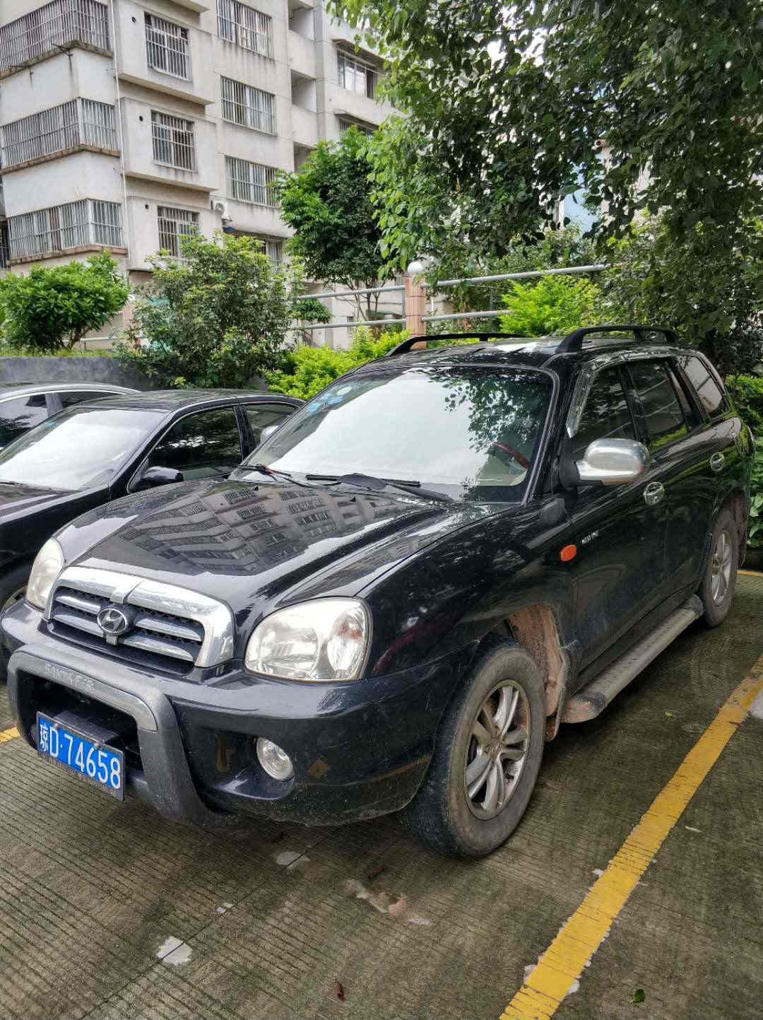 琼D74658华泰圣达菲牌SDH6453M4小型普通客车转让项目公告