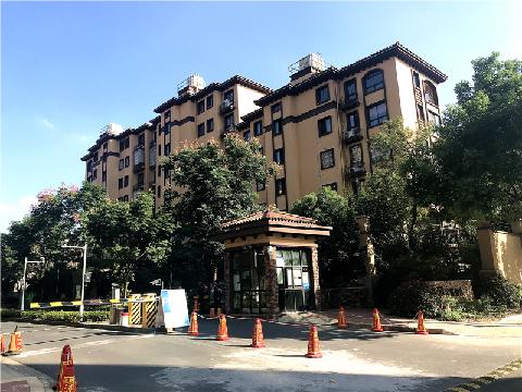 常州市武进区牛塘镇金棕榈湾花苑76幢乙单元803室房产转让公告