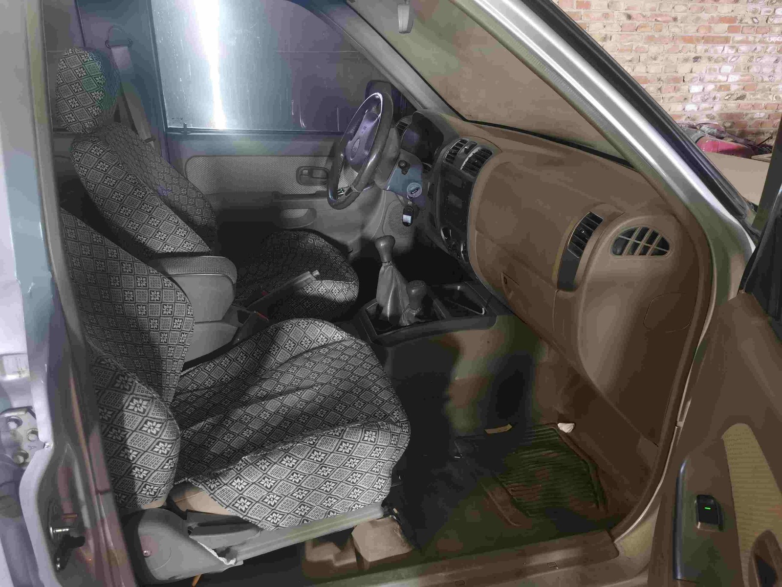 （蒙DM0103）江铃牌JX1021TS3轻型普通货车2.8L（内蒙古第十地质矿产勘查开发有限责任公司）交易公告
