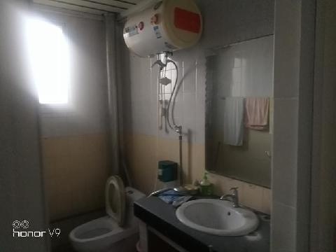 海口市华信路1号花园新村A1栋706房转让公告