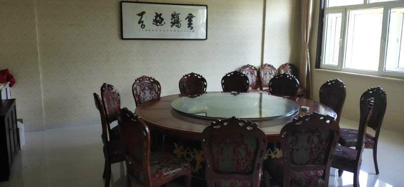 内蒙古呼和浩特市罗家营种植养殖基地院内房产出租（年出租底价7万元，租期5年）交易公告