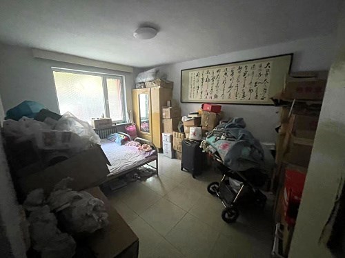 呼和浩特市新城区东护城河南街计委宿舍院内166㎡住房招租（年租金底价34901元，租期3年）第二后勤服务中心交易公告