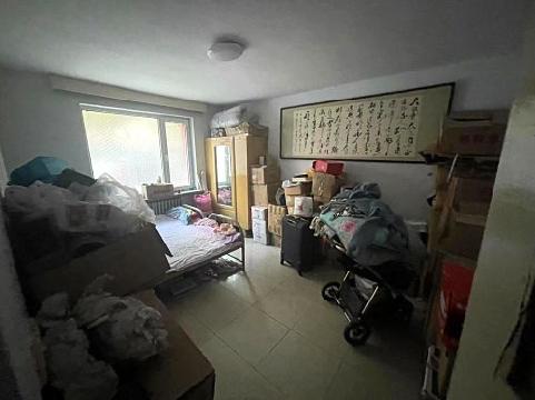 呼和浩特市新城区东护城河南街计委宿舍院内166㎡住房招租（年租金底价34901元，租期3年）第二后勤服务中心交易公告