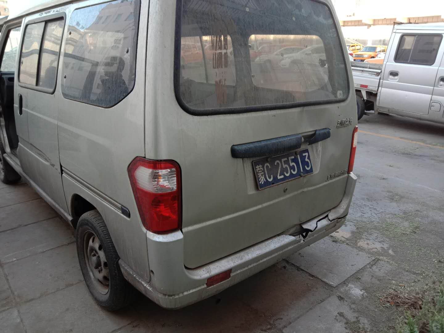 (蒙c25513)五菱牌lzw6376c小型普通客车1.