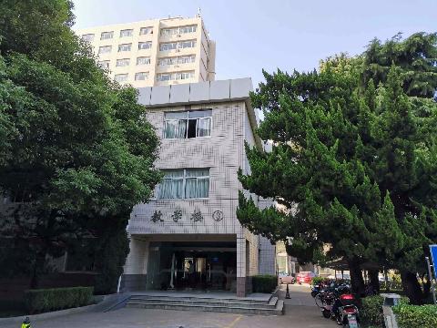 南京市北京西路77号大红鹰永利会教学楼 ③房屋公开招租交易公告