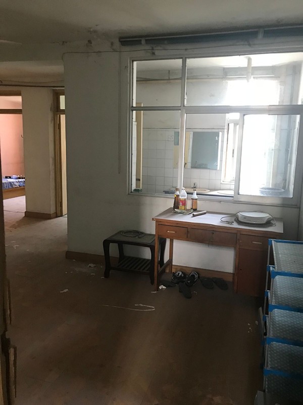 合肥市明珠广场2号楼401室住宅房产转让公告