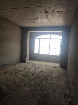 乌兰察布市察哈尔右翼中旗中景豪庭商住小区2B号楼3单元5楼东户房产转让交易公告