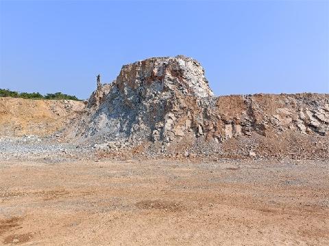 繁昌区官山矿区矿地一体化（一期）生态修复治理工程产生的结余石料转让公告