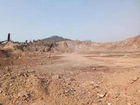 巴彦县兴隆镇福合村1号取料场建筑用花岗岩矿采矿权出让交易公告