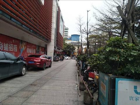 凤凰宾馆“朝阳大厦”、天成一品及周边部分房屋分别招租（3年）项目交易公告
