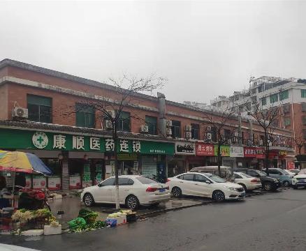 稠江街道楼下村原菜市场房屋招租