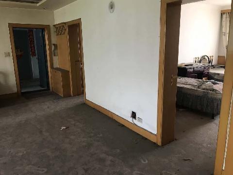 大同市平城区东风东街7-3-8华安里小区房产转让交易公告