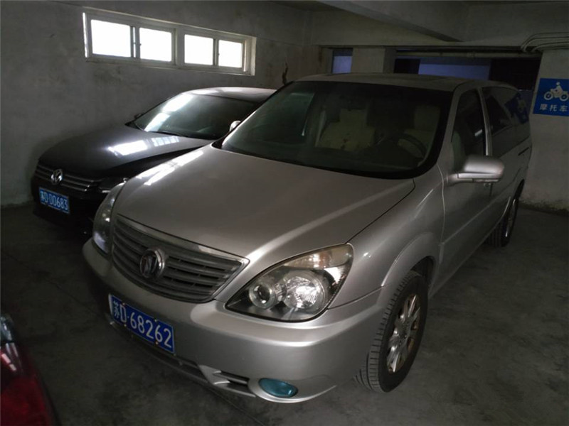 标的2：（苏D68262）别克3.0L小型普通客车拍卖公告