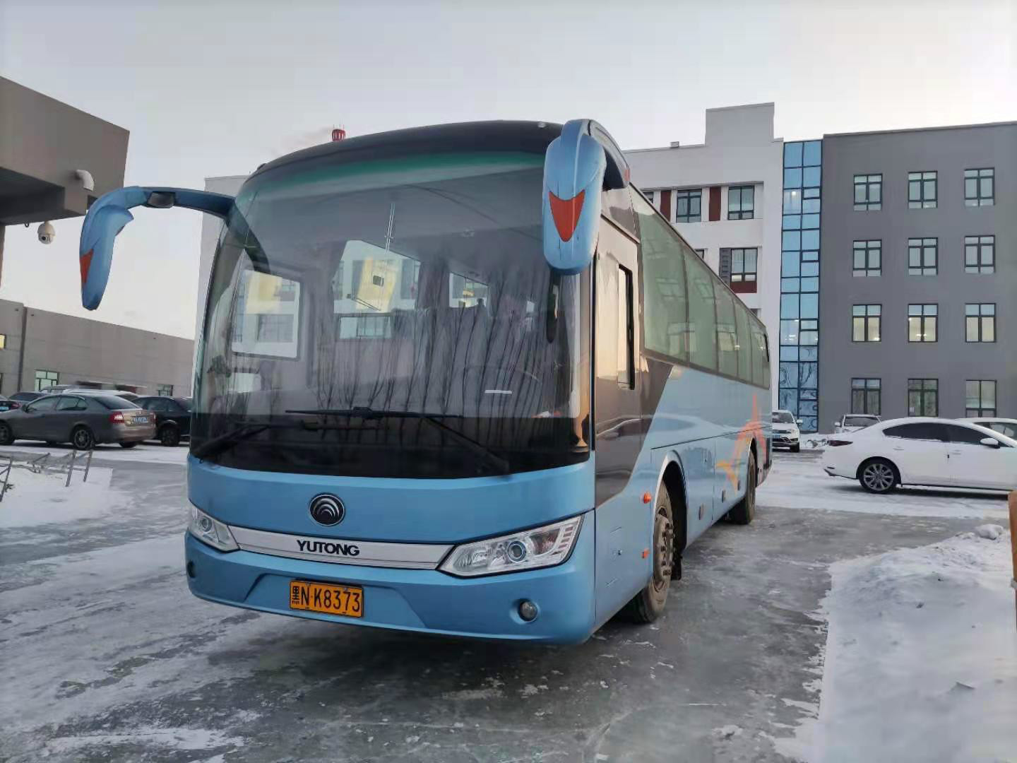 宇通牌zk6115ht52大型普通客车(黑nk8373)转让交易公告