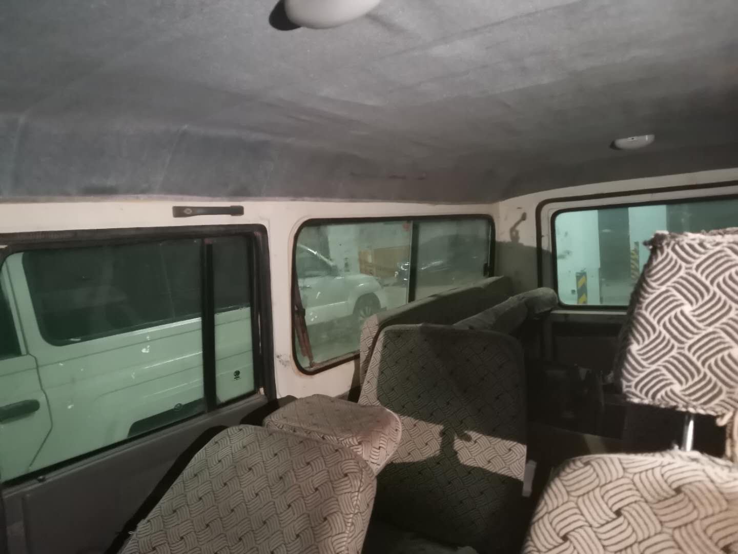 （蒙A72A36）北京牌BJ2030CJD1小型越野客车2.0（内蒙古地矿建设工程公司）交易公告