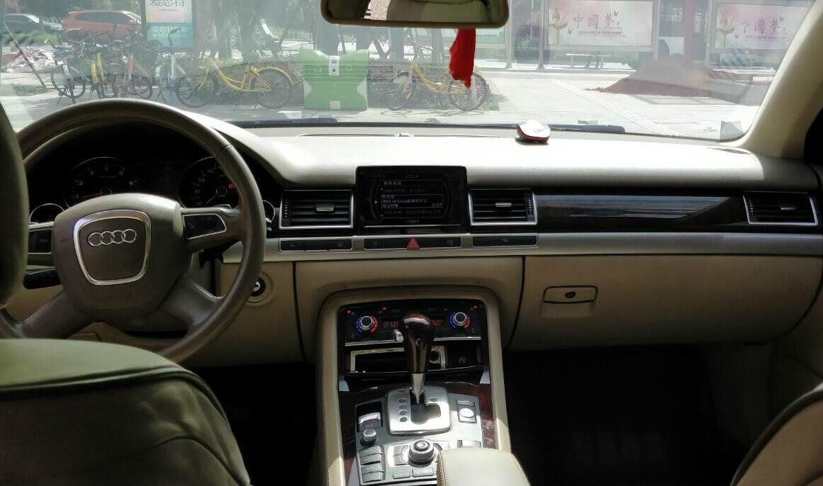 (湘A1NL86) 奥迪WAUSHB4E小型轿车