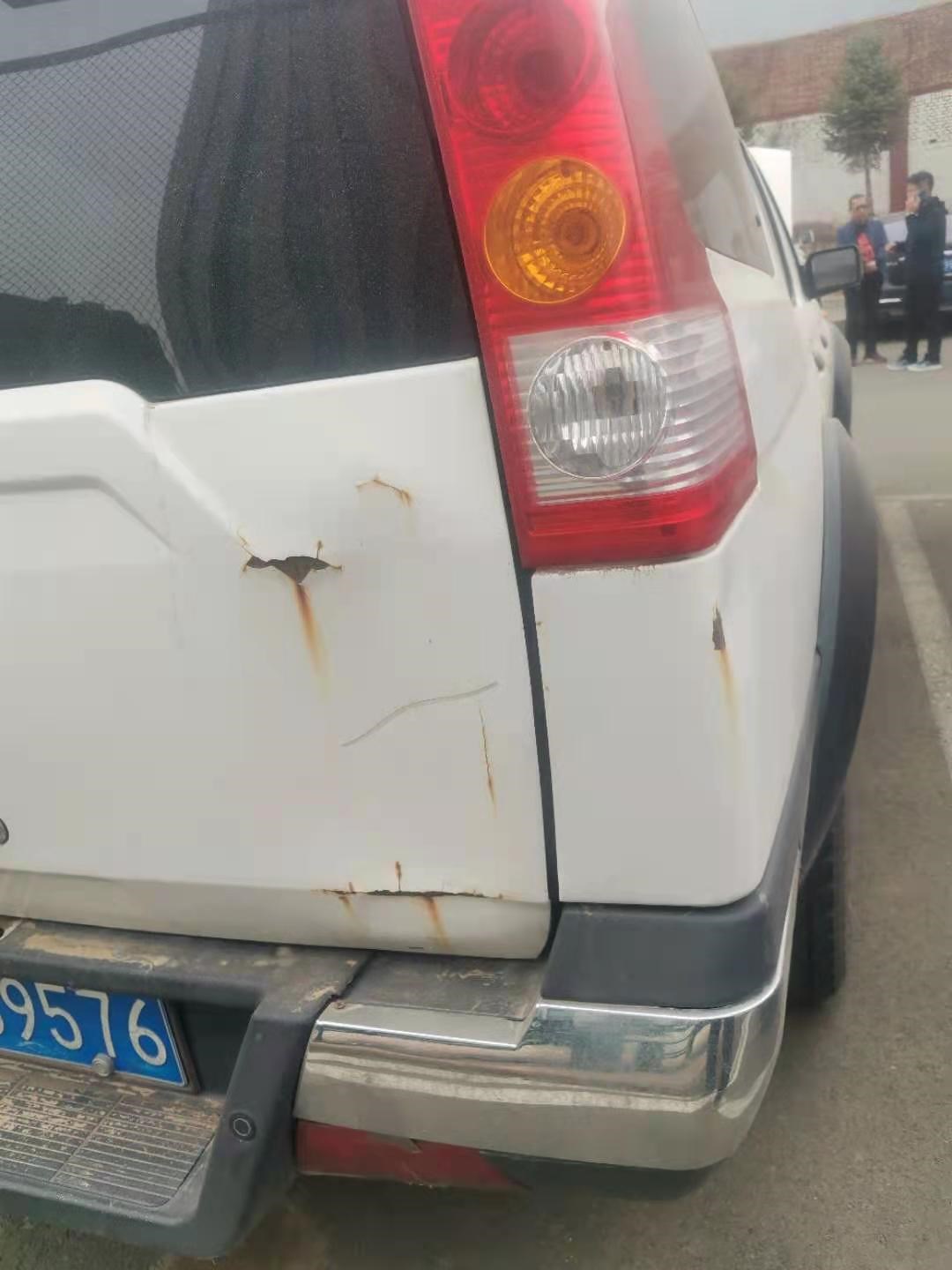 （蒙AS9576）尼桑牌ZN6493HBG3小型普通客车2.4（内蒙古矿业开发公司）交易公告