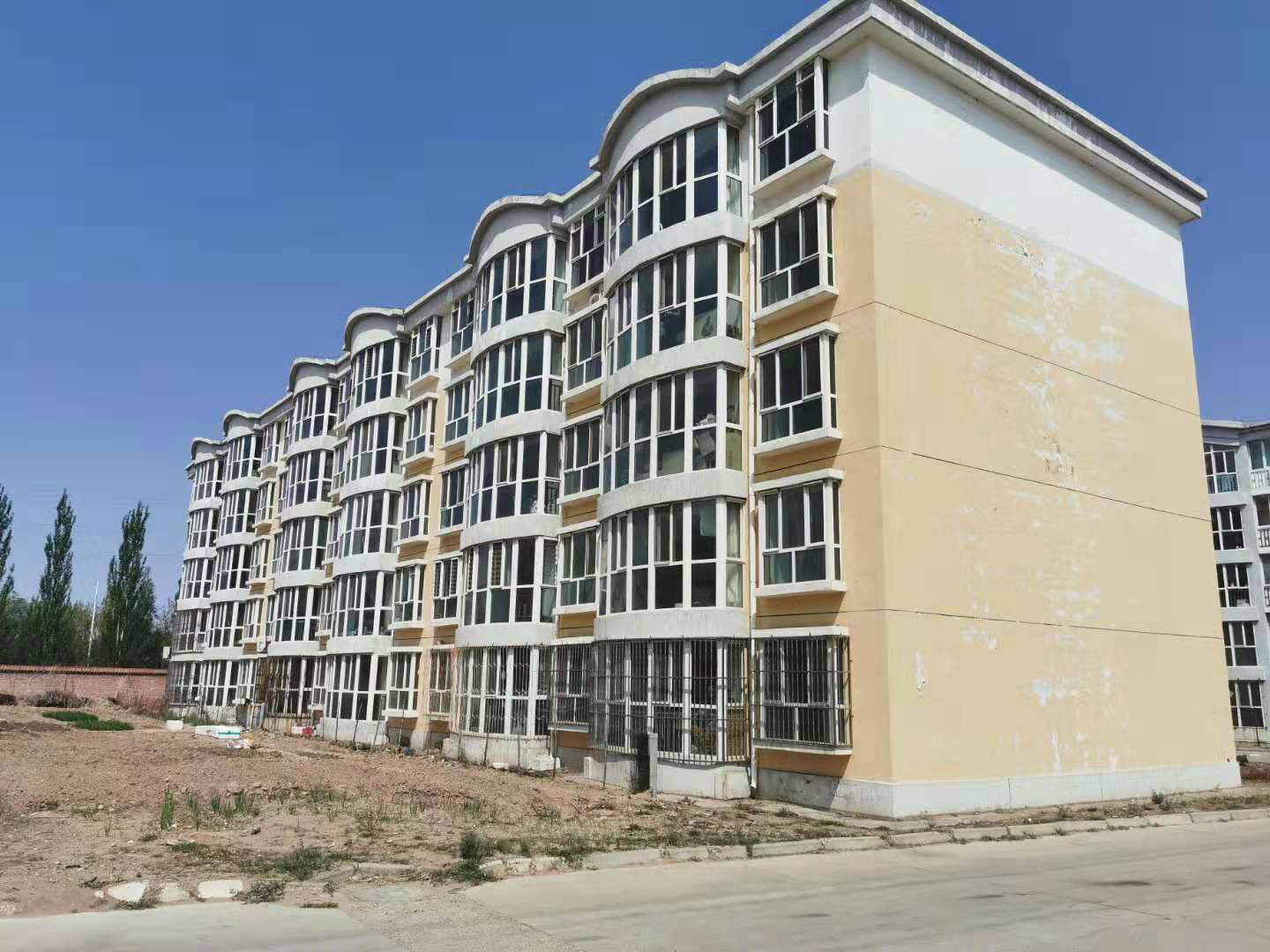 托克托县燕山营乡柳二营村未来城小区b区9号楼4单元302房产转让托克托