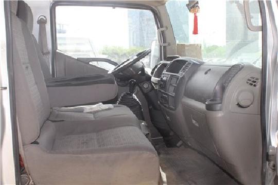 (蒙J62929)日产牌ZN5050XXYB5Z中型厢式货车3.0L（内蒙古第四地质矿产勘查开发有限责任公司）交易公告
