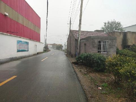 常州市溧阳市埭头镇后六村委原后六老机房旁仓库出租公告