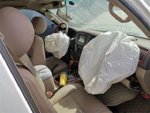 （蒙AD1388）陆地巡洋舰JTEHJ09J965小型越野客车4.5L（内蒙古矿业开发有限责任公司）交易公告