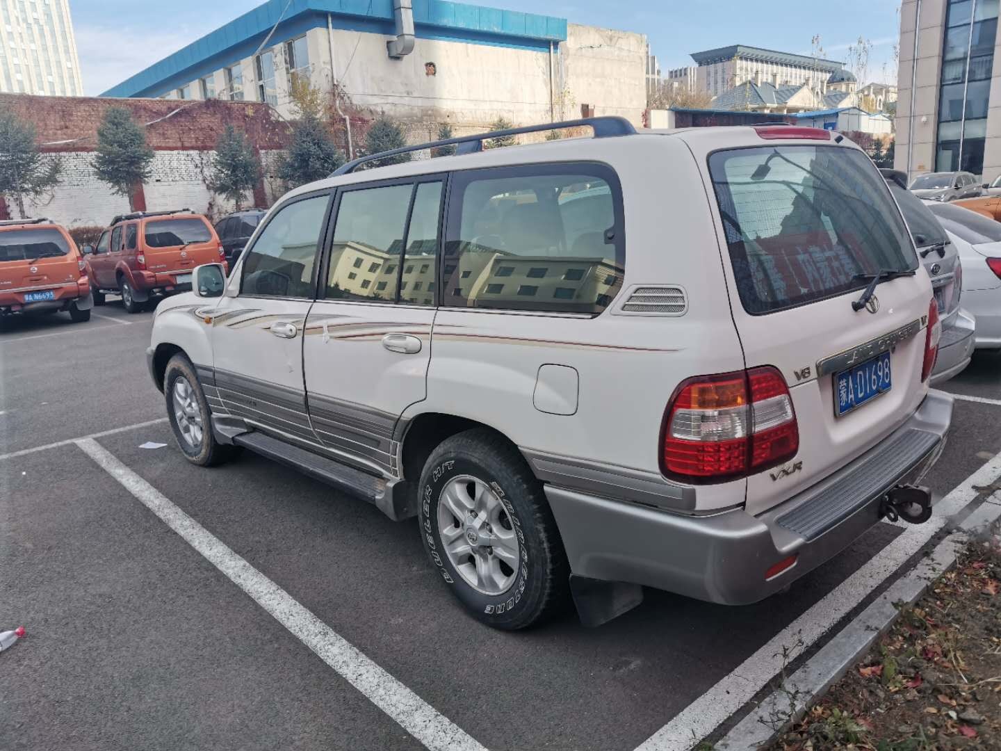 （蒙AD1698）丰田牌CA6510B小型越野客车4.7（内蒙古矿业开发公司）交易公告