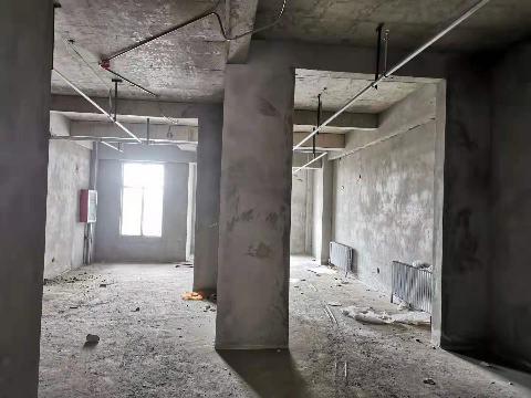 锡林浩特市华新小区10号楼1楼商铺由东往西第1间房产招租（年租金25500元，租期3年）交易公告