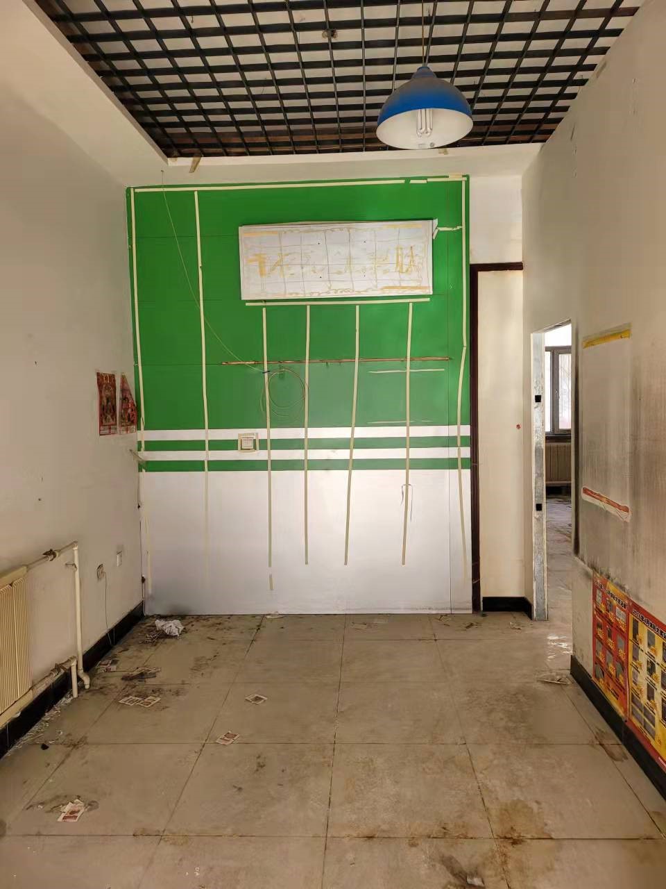 赤峰市新城区宝山路北段西侧长安小区2号楼05011（赤峰市富龙公用（集团）有限责任公司）房产转让交易公告