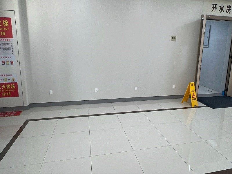 绍兴市中医院7号楼1层（临101）及（临102）场地一处公房租赁公告