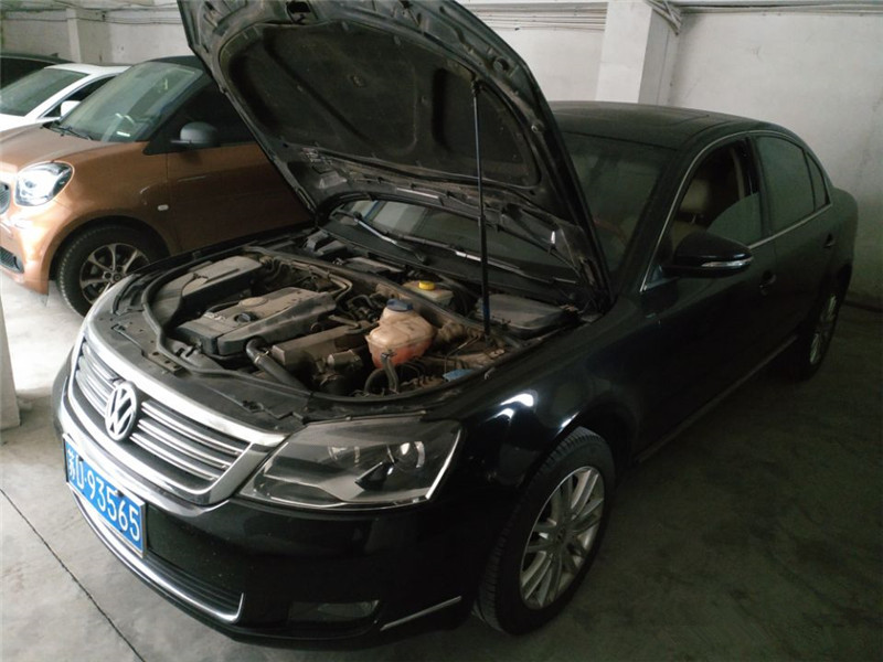 标的4：（苏D93565）帕萨特1.8L轿车拍卖公告