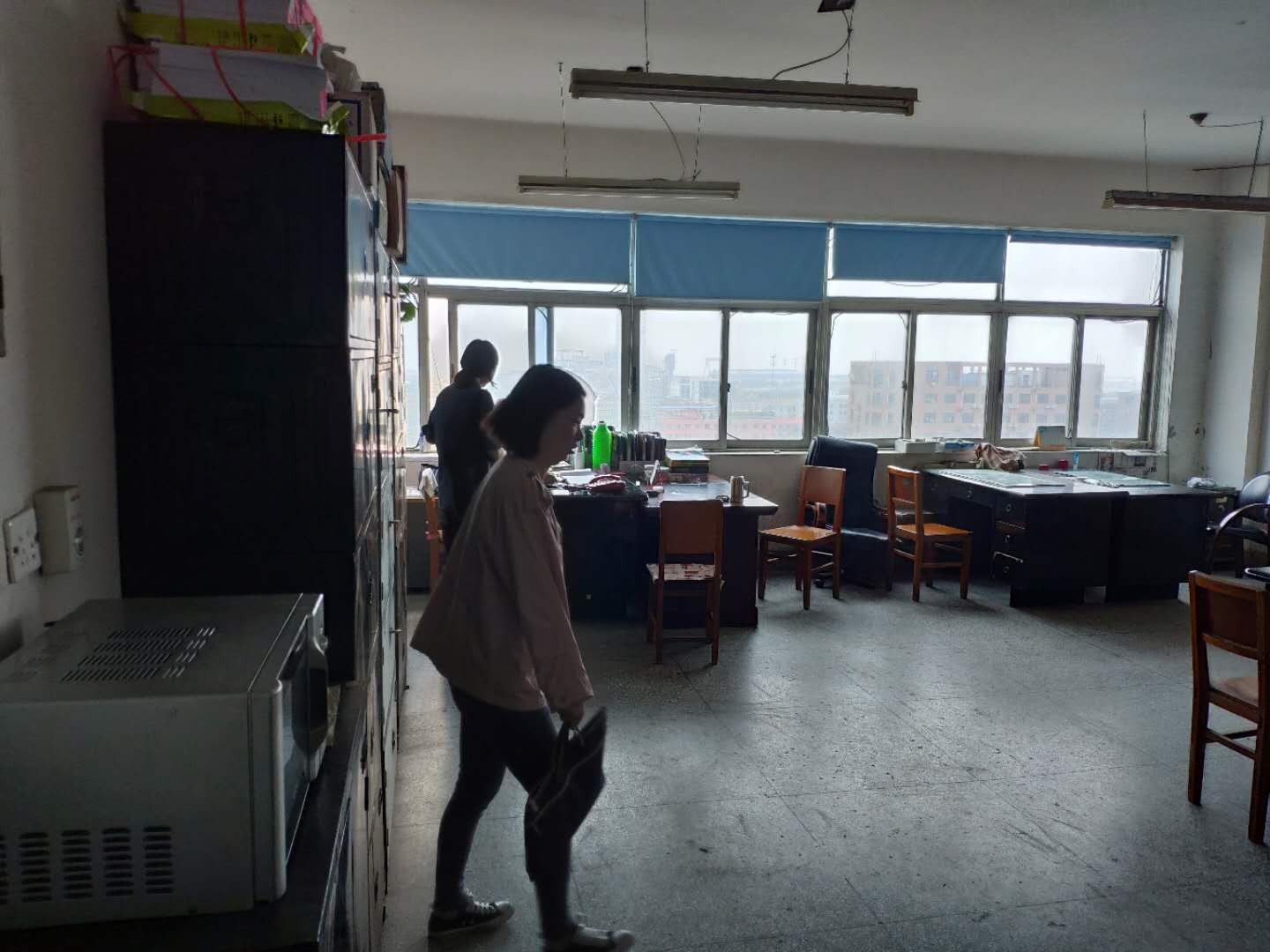 南通开发区新星商厦1202室办公用房交易公告