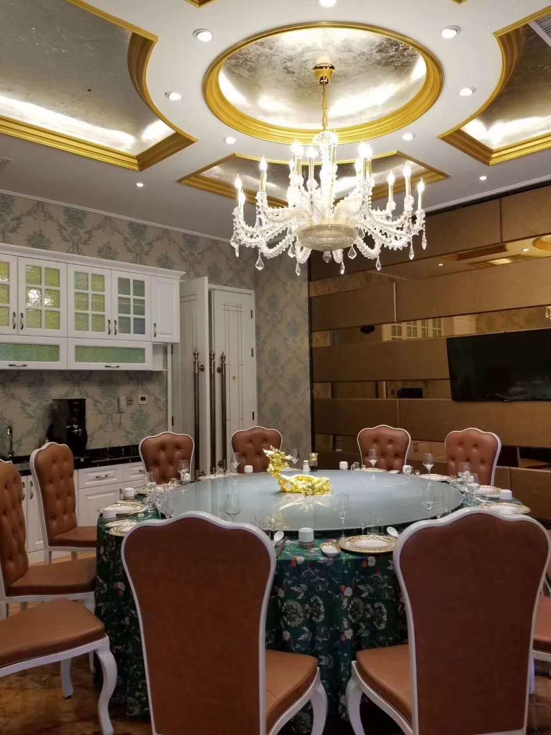 巴彦淖尔市临河区新华街北、乌兰布和路西水甫酒店1、2、3、5层 整体出租（年租金底价：76.5万元，租期：3年）交易公告