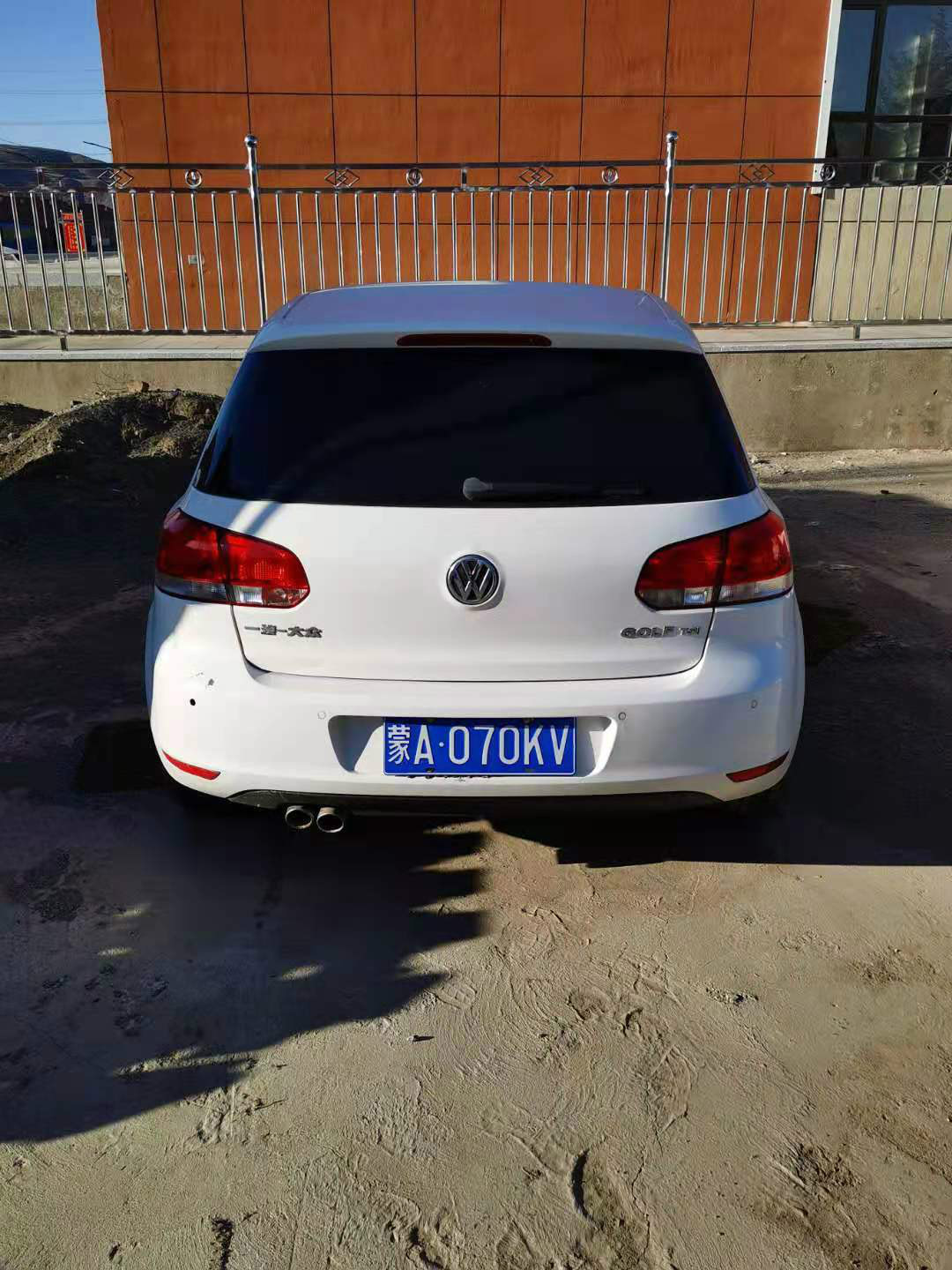 (蒙a070kv)高尔夫牌fv7144tfatg小型轿车1.