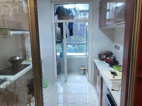 哈尔滨市道里区群力第一大道 1366号观江国际3栋2单元3层1号住宅及家具家电转让项目交易公告
